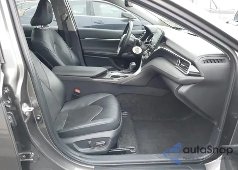 2022 Toyota Camry Xle Hybrid z USA, uszkodzony, nr VIN 4T1F31AK3NU591394